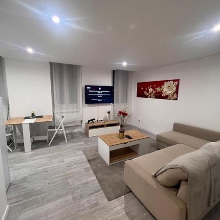 Studio 2Prs Tout Equipe Et Neuf 马赛 外观 照片